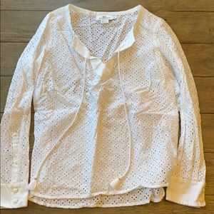 Vineyard Vines white summer blouse